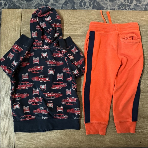 Gap hoodie with zipper toddler size 3t - Picture 5 of 6